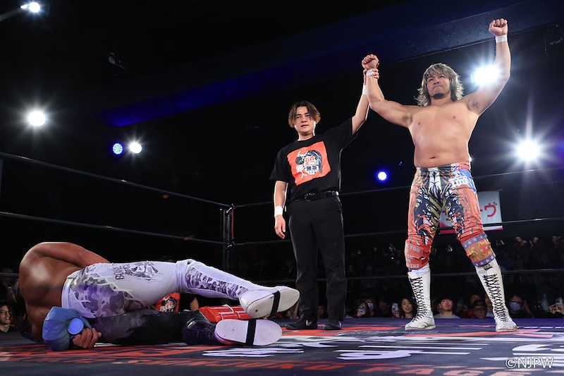 【新日本/石森太二興行】棚橋がサプライズ参戦 掟破り連発の石森に快勝で賛辞「まさに超人に偽りなし」