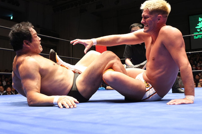 【ドラディション】藤波が18年ぶり無我でザックと白熱技巧戦展開 敗北も「引退の2文字見えない」