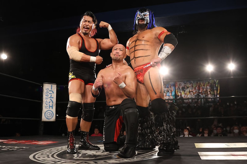 【DRAGONGATE】暁復活で鷹木が久々ツーショルダーコス MaxiMuMに敗戦も古巣再登場に前向き「KAMIKAZE、VerserKもあったからな」