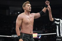 【AEW】オカダがドラダに完勝も TAKESHITAとのCMLL世界トリオ王座挑戦決定に不満顔