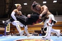 【新日本】「これが毘沙門の本来の姿だ」 後藤&YOSHI-HASHIが裕二郎&オーエンズ撃破で初白星