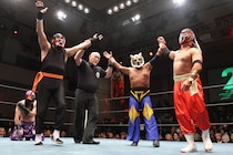 【ストロングスタイル】2代目ハヤブサが初参戦 “東京ドーム以来”のマスクマントリオで快勝