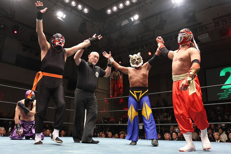 【ストロングスタイル】2代目ハヤブサが初参戦 “東京ドーム以来”のマスクマントリオで快勝