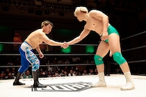 【NOAH】清宮が新人時代の緑コスチュームで登場 10周年興行オープニングでデビュー戦の相手・熊野に完勝