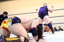 【NOAH】元日“英国巨漢王座戦”へ王者クロスがサクソン直接粉砕