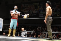 【DRAGONGATE】ウルティモがまさかのお笑いゲート初戴冠も即返上 「今の私には重すぎる」