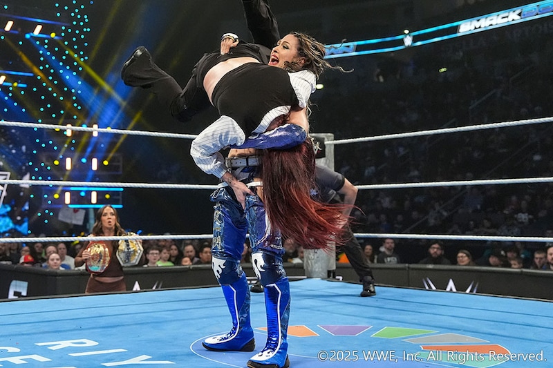 【WWE】女子US王座奪還誓うジュリアが王者チェルシー眼前でアルバに完勝