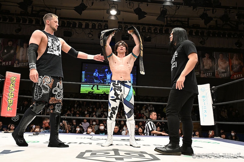 【DDT】上野が正田退けKO-D無差別V4 1・25後楽園で佐々木、クリスと変則3WAY2冠戦へ