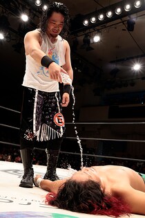 【NOAH】Eitaがヒロム眼前で反撃の完全勝利 「一発で仕留めて」金メダル宣言