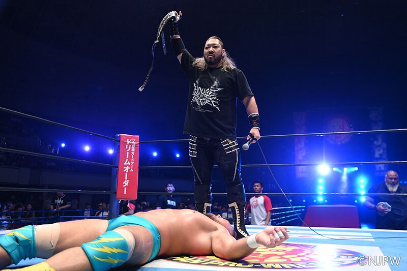 【新日本】巨体のファレ投げた! オレッグがNEVER逆転V2 EVILが襲撃表明「ビッシビシいってやるからな」