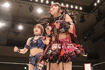 【スターダム】安納が伊藤の裏切り&誤爆に激怒 一騎打ちに意欲「私は怖くないで」