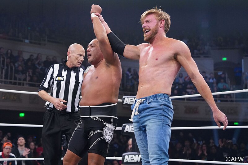 【AEW】石井がキャシディと組んでゲイブ&コナーズを真っ向粉砕