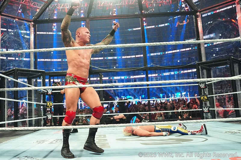 【WWE】ロリンズ、マッキンタイア乱入で大混乱…オートンがチェンバー戦制してレッスルマニアで統一WWE王座挑戦へ