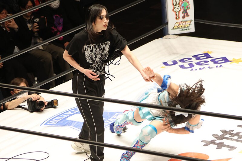 【スターダム】上谷が玖麗の赤いベルト挑戦受諾も「お前は何を懸ける?」 3・15横浜武道館で復帰へ