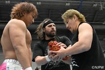 【新日本】裕二郎がついに海野からグローブ受け取る「全部思い出しちゃったよ」 オーエンズとは亀裂発生
