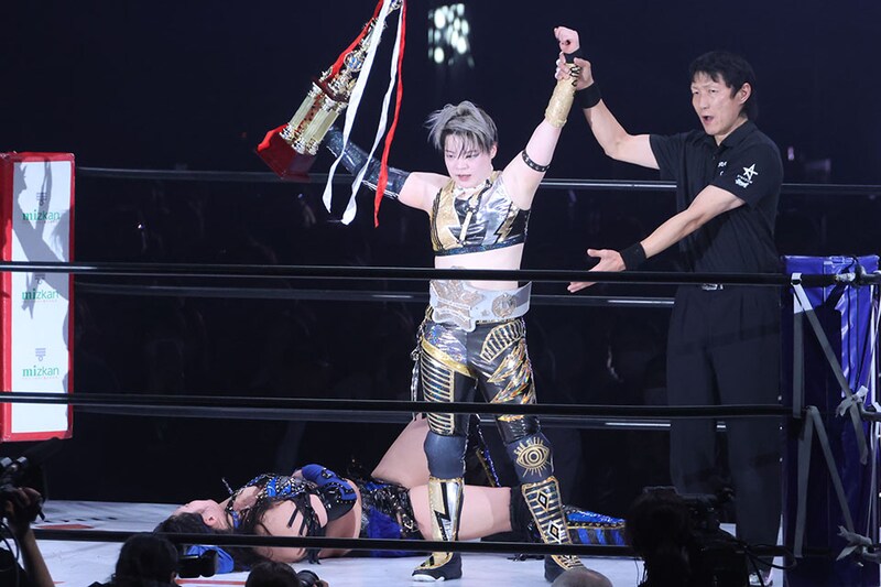 【スターダム】八神がフューチャー初戴冠、保持期限残り10日のHANAKOを蹴殺 3・25新木場でさくら迎撃へ