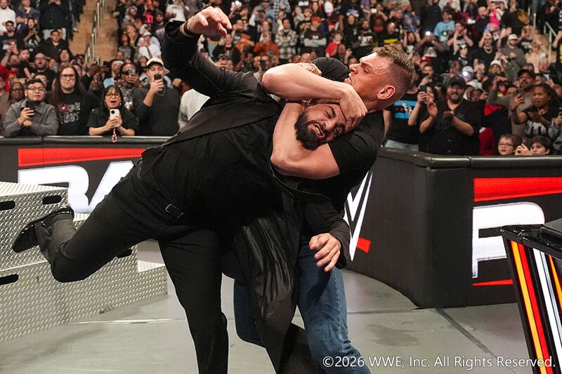 【WWE】グンターがロリンズ襲撃、レッスルマニアでの対決が決定
