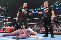 【WWE】オートンが統一WWE王座戦へパット・マカフィーとともに王者コーディを暴行