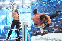 【WWE】レインズがパンクとの30分超死闘制して世界ヘビー級王座戴冠