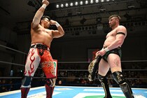 【新日本】ニューマンと鷹木が相手の必殺技披露 IWGPヘビー戦へ挑発合戦