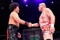 【NOAH】猛打戦で共鳴…藤田とヨネが握手 タッグリーグ出場視野に