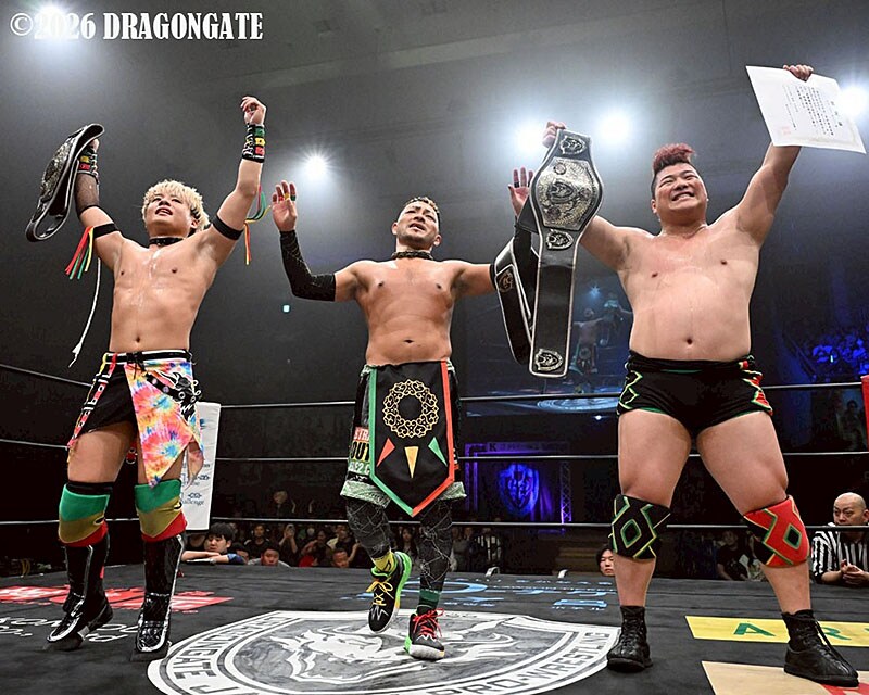 【DRAGONGATE】新生NATURAL VIBESが異色トリオ返り討ちでトライアングルゲートV1 20周年・問題龍は初戴冠ならず