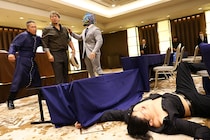 【NOAH】GHCヘビー調印式でYoshiki大荒れ シェインと激論、OZAWAをテーブル葬 両国試合順はオープニングで発表