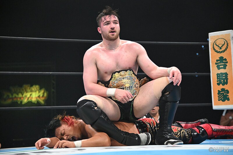 【新日本】ニューマンが掟破り狙いの鷹木を返り討ち 「フクオカでお前の夢を潰してやる」