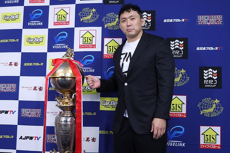【全日本】CC覇者・鈴木が一夜明け会見 6・18後楽園・三冠戦決定で師匠ビル・ロビンソンに「恩返し」の戴冠誓う