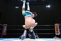 【新日本】天山眼前でTTD! ワトがバリエンテ破って4連勝