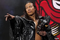 【AEW】TAKESHITAがオカダとの大激闘制してインターナショナル王座戴冠も フレッチャーが襲撃KO