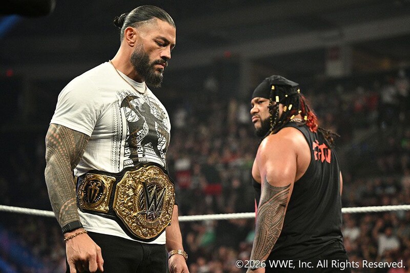 【WWE】6日後世界ヘビー戦へ舌戦 ファトゥ「新しい道へ進むべき時」、レインズ「勝てなかったら俺に仕えろ」