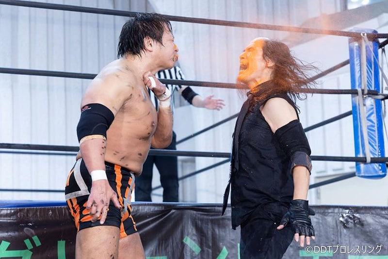 【超日本プロレス】初参戦・小島がバラモン兄弟の洗礼も快勝 「35年やってると、いろんなことがあるな」