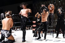 【NOAH】ラダー、W猫王…OZAWA&タダスケやりたい放題でタッグリーグ初白星