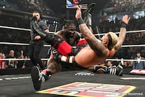 【WWE】オバ・フェミがシコア粉砕でキング・オブ・ザ・リング1回戦突破 レスナーに通告「また会おう」