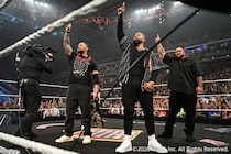 【WWE】ファトゥがレインズ承認でブラッドラインに加入