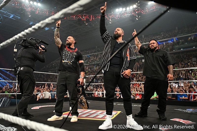 【WWE】ファトゥがレインズ承認でブラッドラインに加入