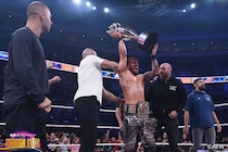 【AEW/新日本】オスプレイが血染めの死闘制してオーエン杯優勝 8・30ロンドンでAEW世界王座挑戦へ