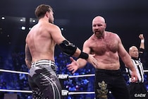 【AEW】オスプレイがデスライダーズに正式加入 モクスリーとのタッグで初陣快勝