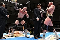 【新日本】海野早くも陥落…ゲイブが9ヵ月ぶりGLOBAL返り咲き 負傷偽装、棚橋暴行、ベルト投げ捨てと大暴走