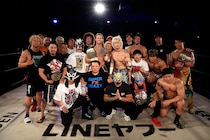 【NOAH】清宮が“NOAHラスト新宿FACE”締め、ファンと一丸で「ありがとう!」 感謝のランブル制す