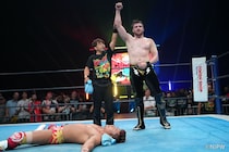 【新日本】ニューマンが最年少優勝へ好発進 再戦蹴暴の上村をライバル認定
