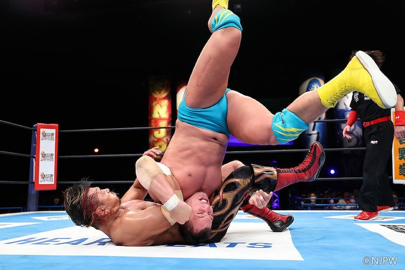 【新日本】大熱戦…オレッグが鷹木真っ向突破で豪快2勝目 「プロレス愛」で優勝誓う