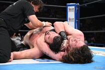 【新日本】ウルフ屈辱絞殺で連敗 OSKAR3勝目で「これが本当の始まり」