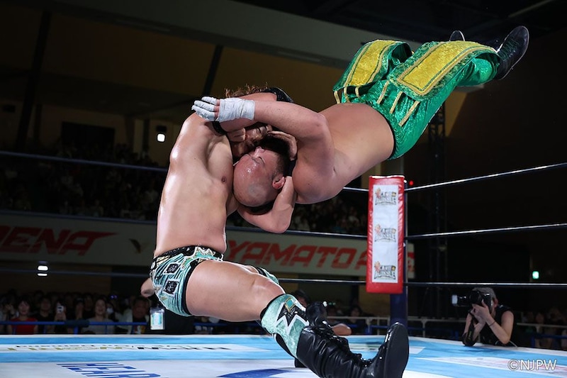 【新日本】TAKESHITAが暴走オーカーンを粉砕でAブロック首位快走 「2連覇しか見てないから」