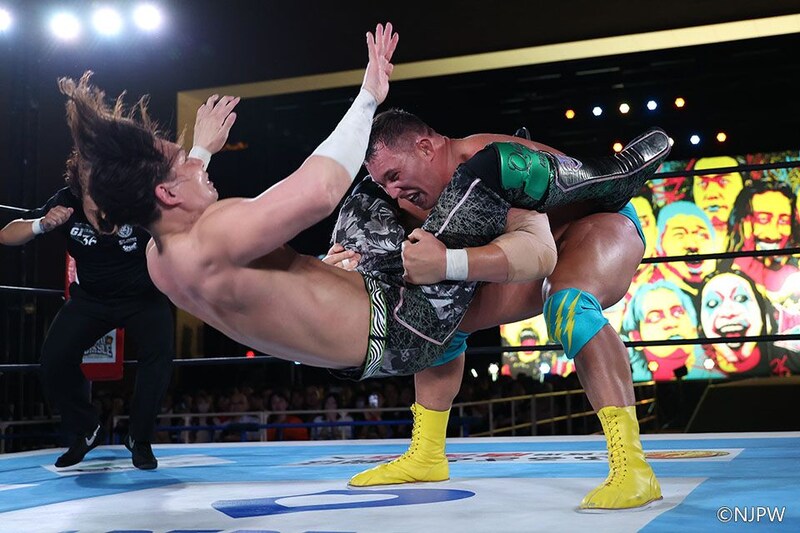 【新日本】オレッグが腕攻め耐えてジェイクに豪快勝利 「毘沙門チンで勝ったよ」