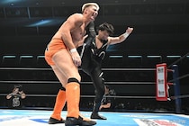 【新日本】金丸&東郷乱入で成田がまんまと勝利強奪 ザックは泥沼4連敗