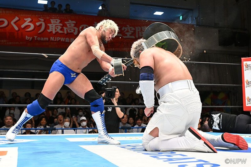 【新日本】SANADAが真田聖也時代の青タイツでクリーンファイト披露も…ギター攻撃でIceを裏切りのKO