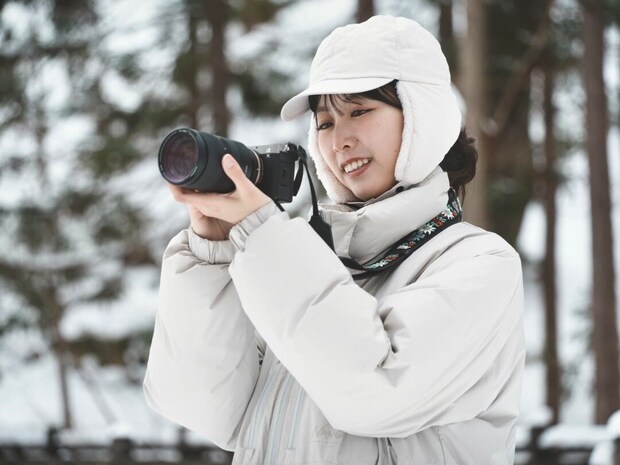 冬のマチでカメラマンスケッチ…白に染まった街並みで不思議な形や色彩をみつけました!