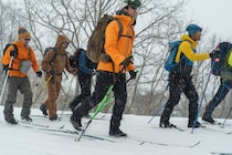 野山を自由に。軽快に歩き滑る”BCクロカン”